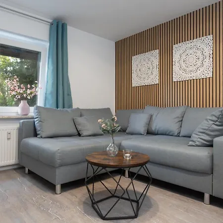 Apartmán Nahe Kiel, 4 Betten, 2 Schlafzimmer Parkplatz, Terrasse, 3km Zum *