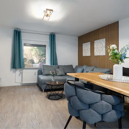 Apartmán Nahe Kiel, 4 Betten, 2 Schlafzimmer Parkplatz, Terrasse, 3km Zum *