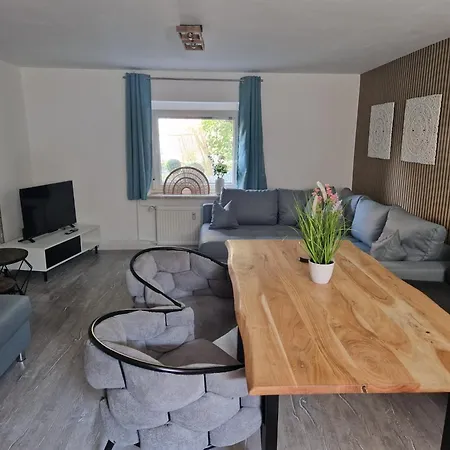 Nahe Kiel, 4 Betten, 2 Schlafzimmer Parkplatz, Terrasse, 3km Zum Apartmán